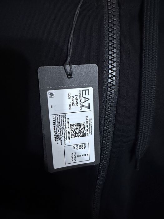 EA7 Emporio Armani