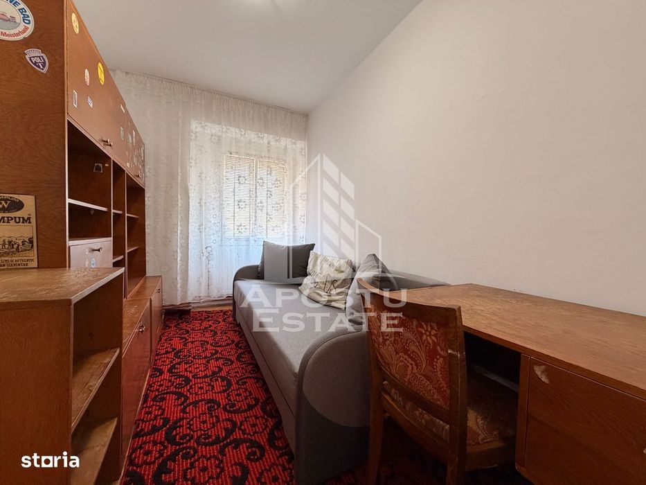 Apartament 3 camere de inchiriat, Complex Studentesc
