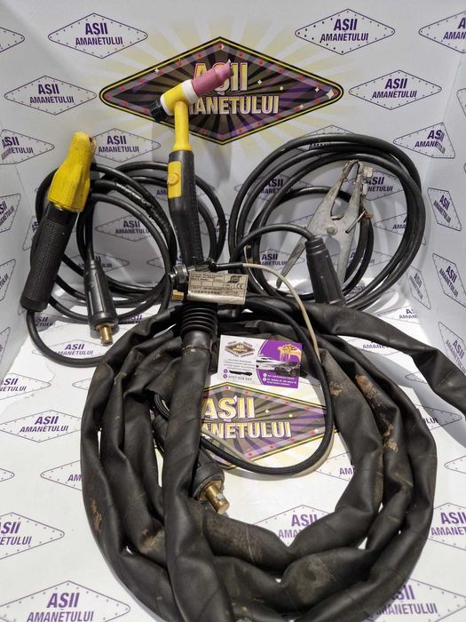 Aparat de sudură ESAB Caddy Tig 1500i cu panou de control TA33 destinat sudurii TIG (WIG) și MMA (cu electrod învelit)