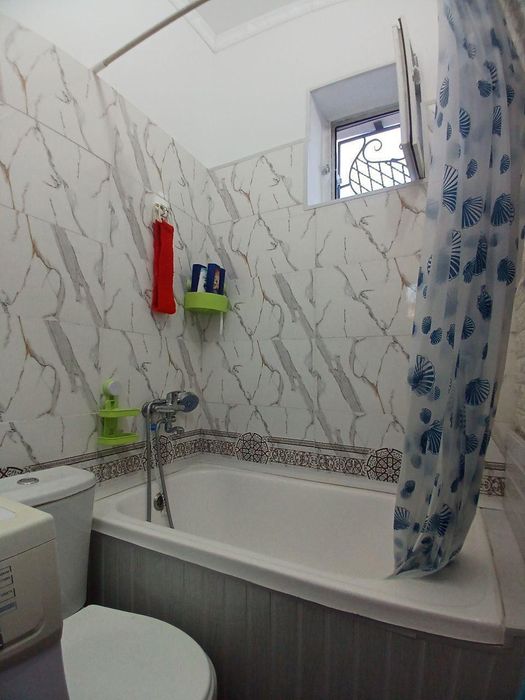 Toshkent airapoertga yaqin joydan 2 xonalik havli ijaraga beriladi.