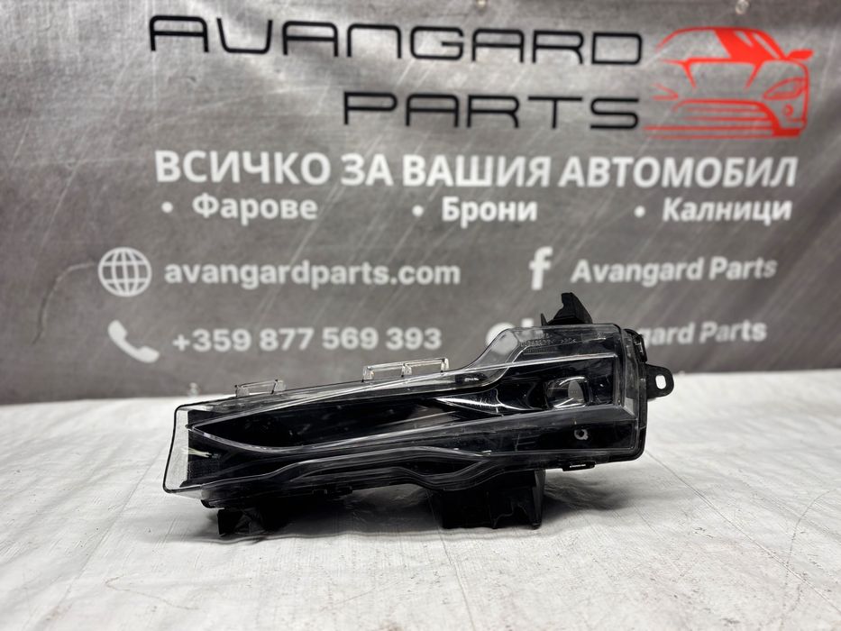 Лява дневна светлина (DRL) • Tesla Model 3 / Model Y (2020–2025)