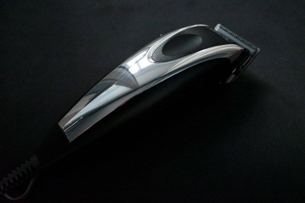 Машинка для стрижки Wahl Home Pro с набором насадок