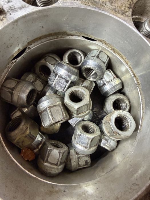 ПРОДАВАМ фланци 6х139.7