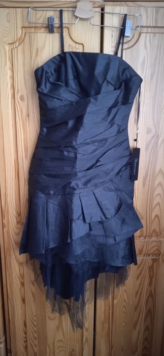 Платье стильное 44 размера