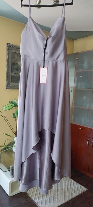 Нова елегантна рокля LAONA