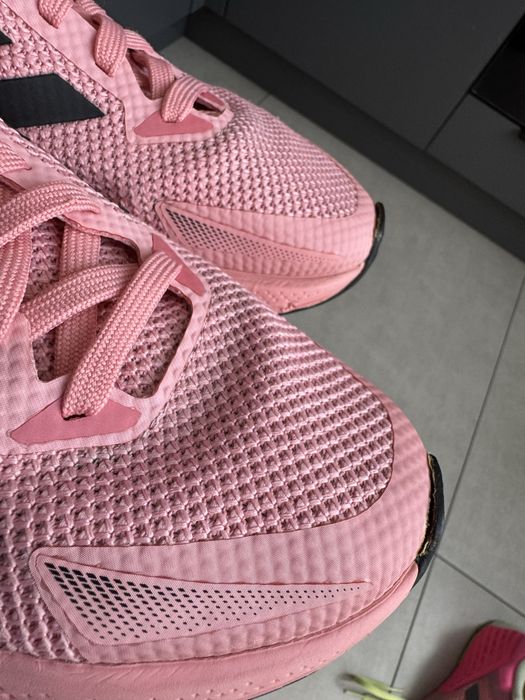 Кроссовки adidas bounce