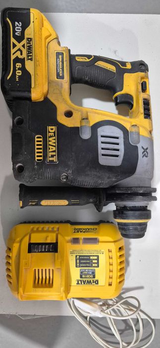Перфоратор Dewalt DCH273