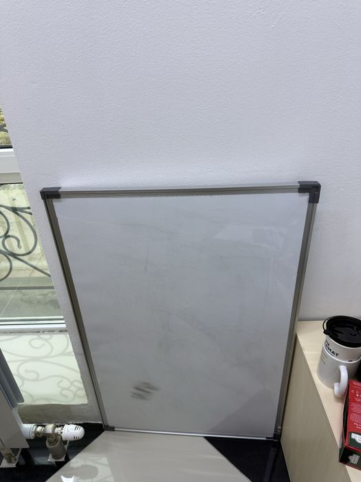 стол, шкаф, кулер, доска