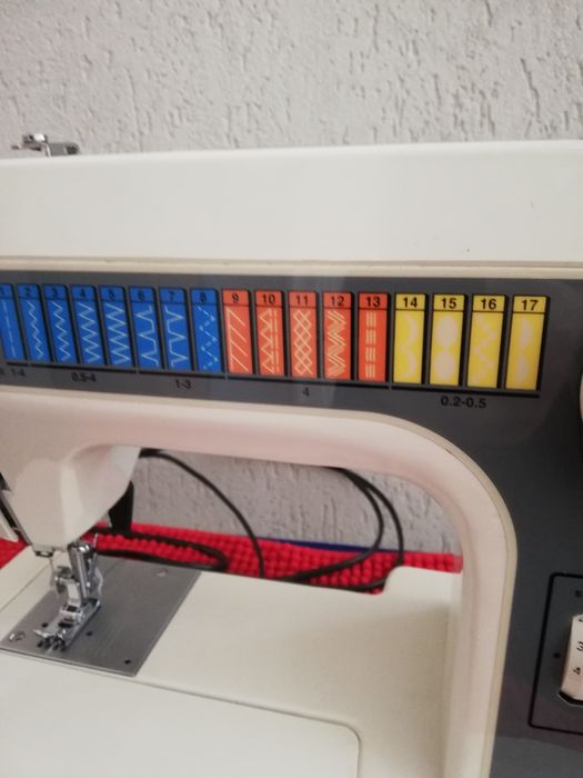 Mașina de cusut Necchi 559 Germania