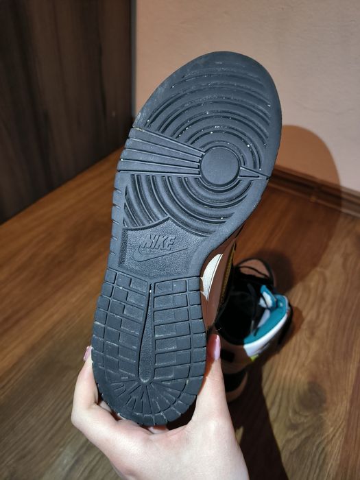 Adidași Nike Jordan 1