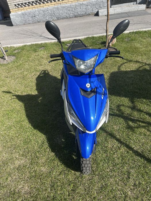 Скутер 125 кубов