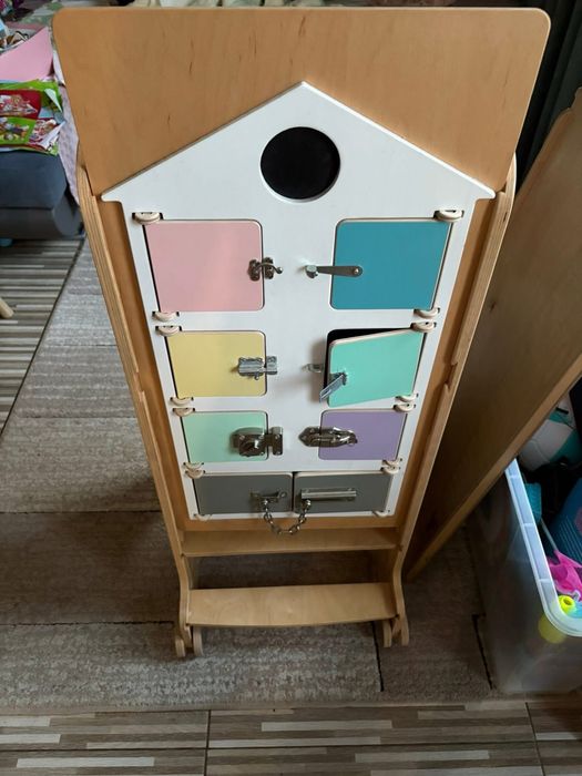 Leea learning tower/ turn leea multitask