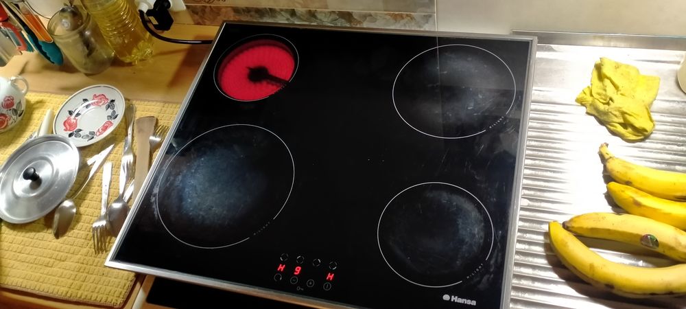 Варочная поверхность Hansa
