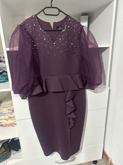 Vand rochie de seara