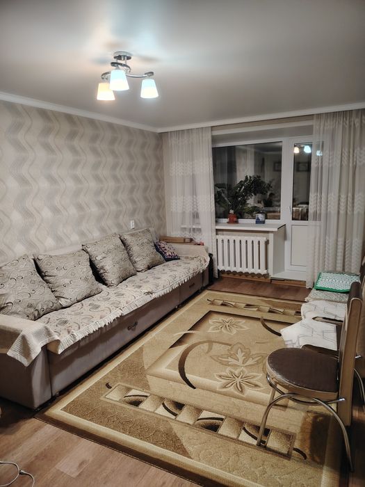 Продам трехкомнатную квартиру