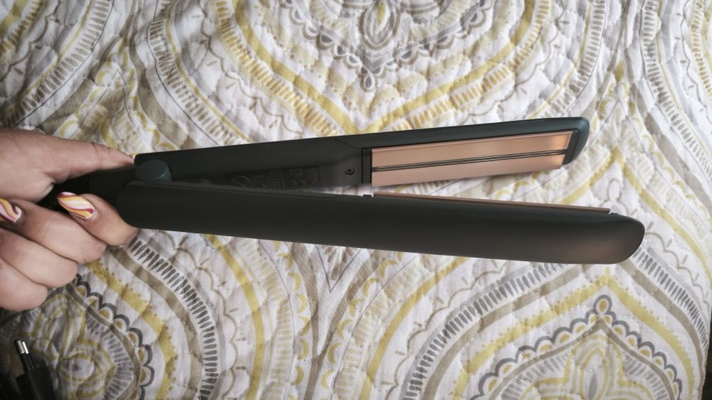 Преса за коса Remington Keratin Protect S8598, Керамично покритие, 230°C, Сива