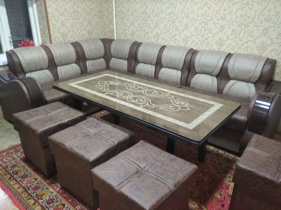 Gostinoy ugalok noviy