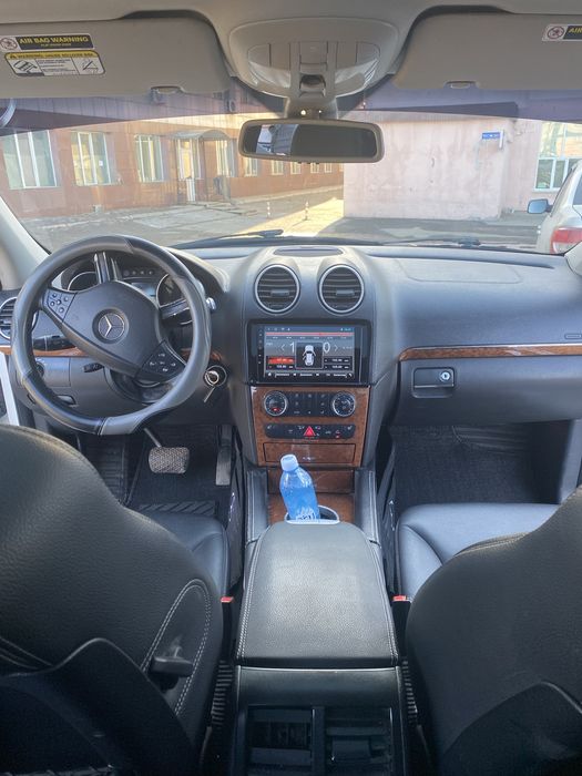 Продам мерседес бенц GL 450