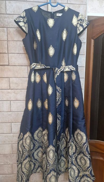 Платье нарядное темно-синие