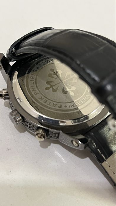 Часы  Patek PHILIPPE