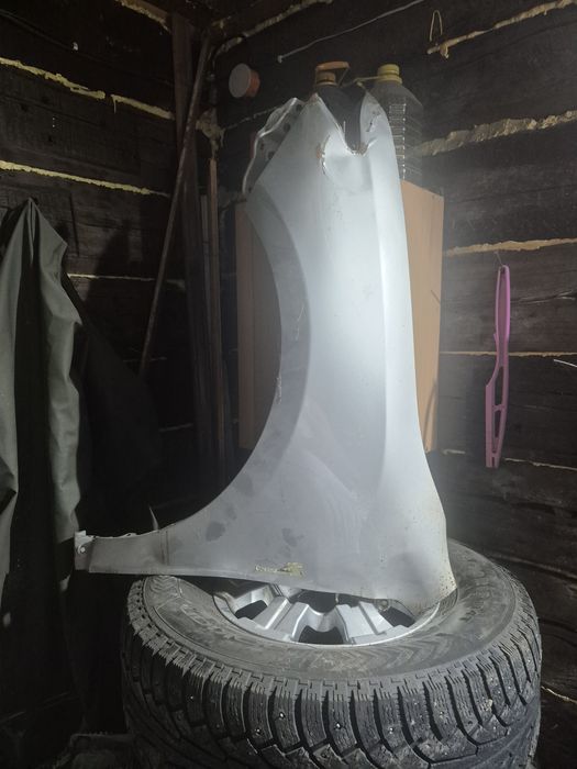 Крыло от Камри 50 Европеец