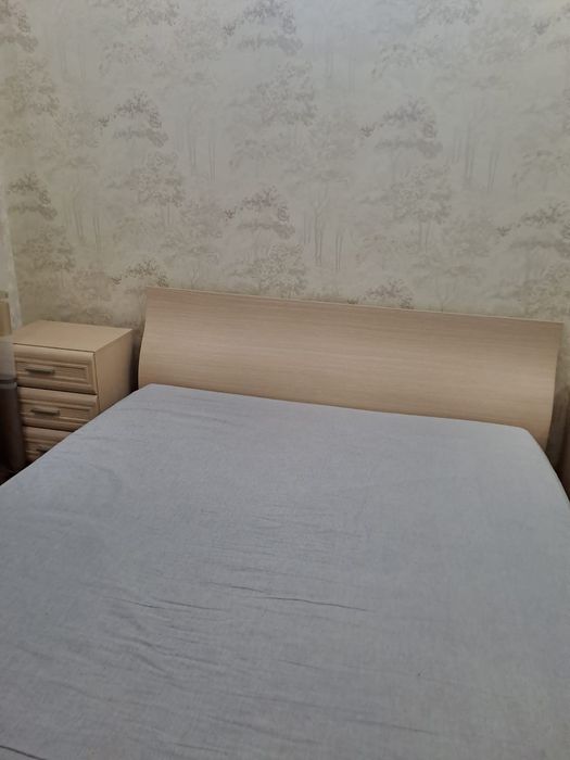 Спальный гарнитур. В отличн