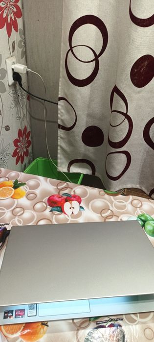 Продам ноутбук Lenovo