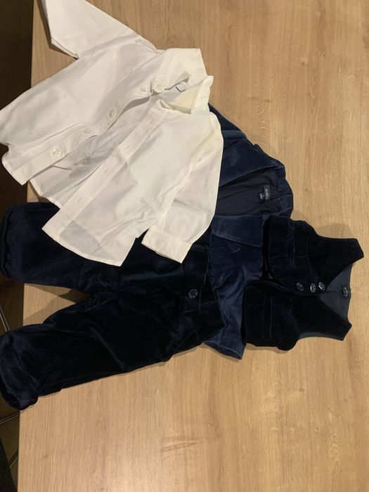 Vand costumas botez baietel