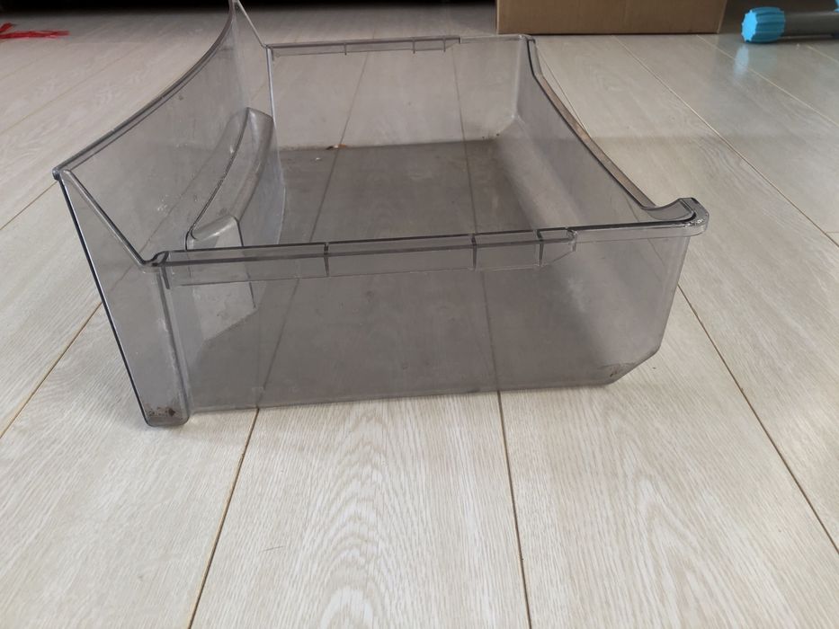 Продам ящик от холодильника