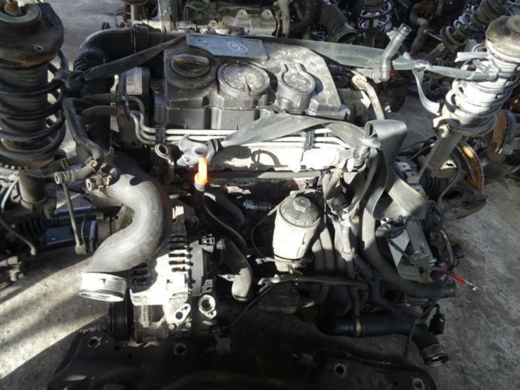 Vand Motor Volkswagen Caddy 1.9 TDI 105CP BLS fara anexe din 2007