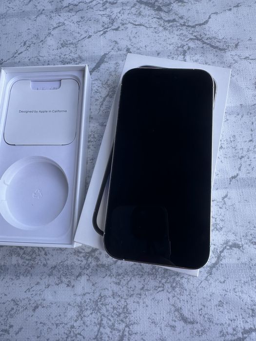Продавам Iphone 14 pro 128 gb