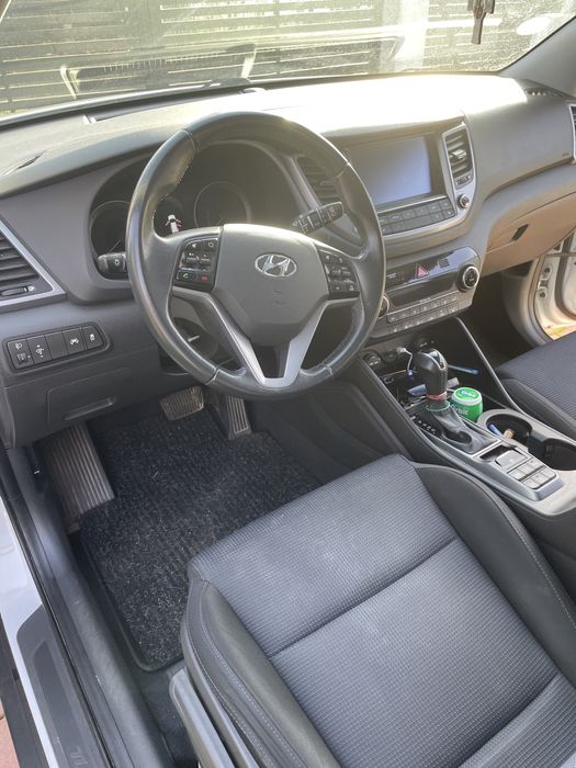 Vand Hyunday Tucson, CAMPINA PRAHOVA