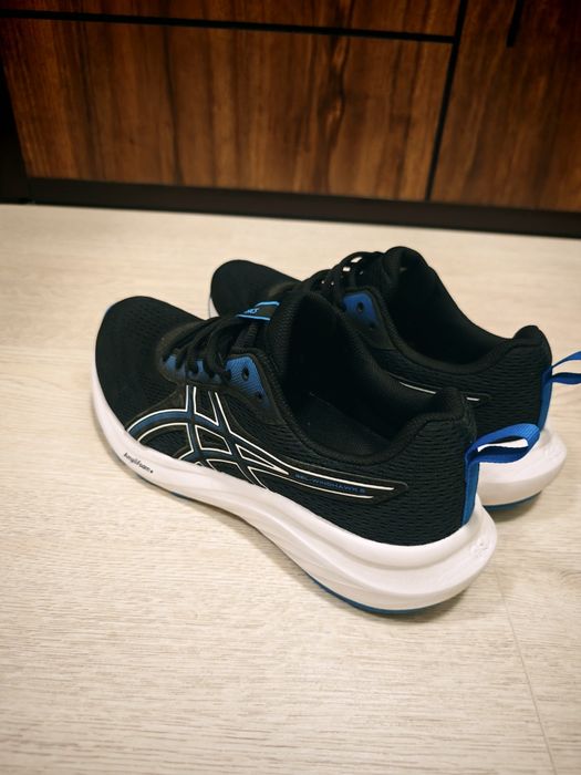 Маратонки Asics GEL Windhawk