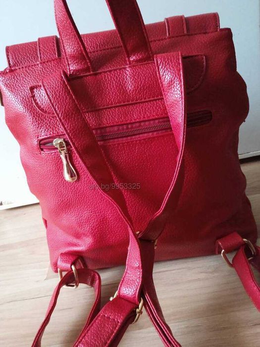 Раница 27 х 27 см и 30*23*10,5 см.