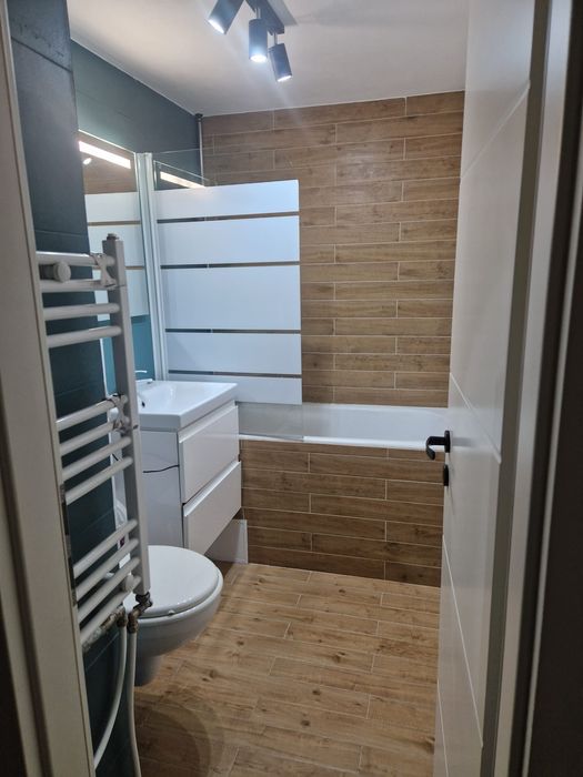 Vand apartament 3 camere Rogerius