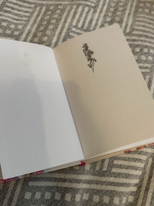 Продаю книги Колин Гувер