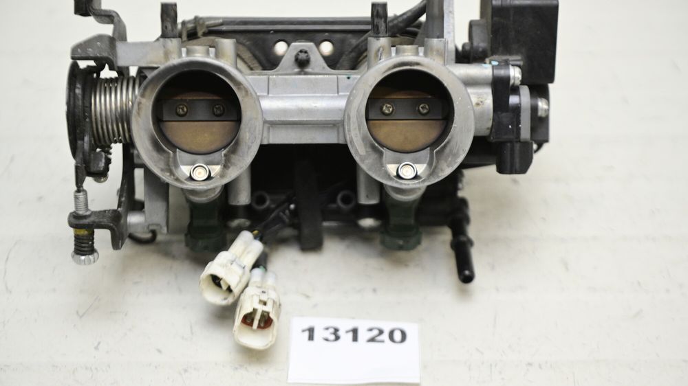 Rampa Injectie Corp Acceleratie Kawasaki ER6N ER-6N ER 6N 2005 - 2008