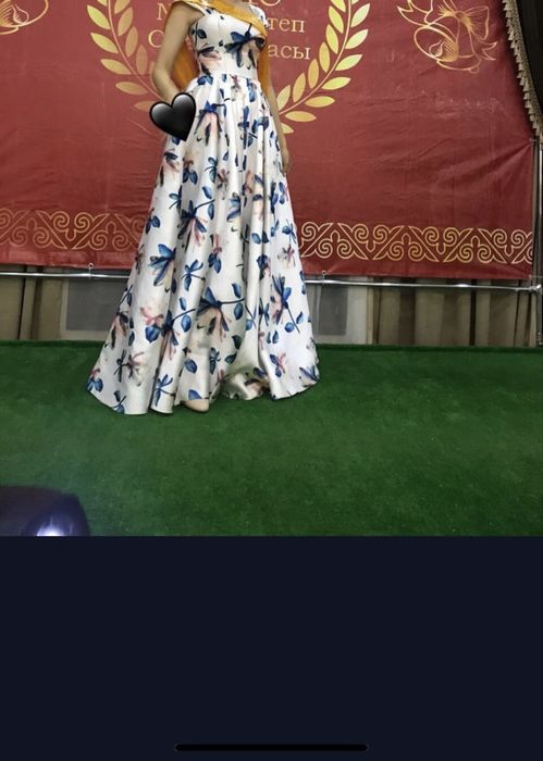 Вечернийй платье