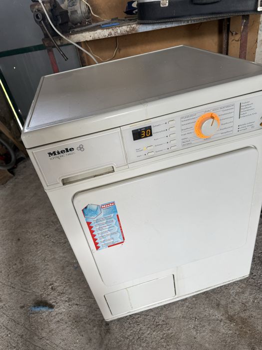 Кондензна сушилня с термопомпа MIELE T8627WP - 6 кг. Внос от Германия,