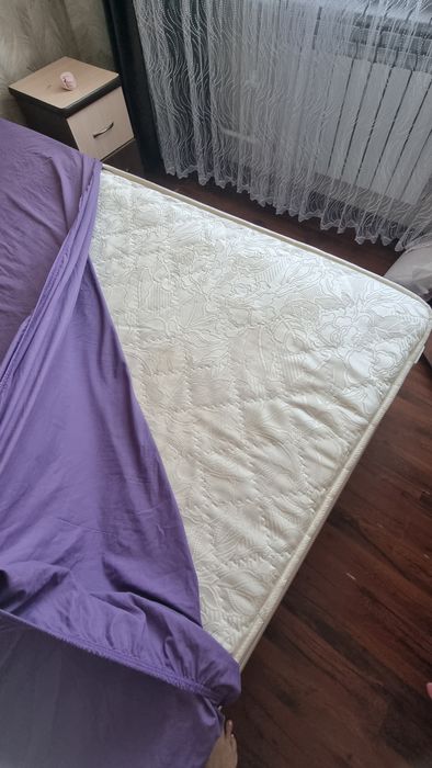 Продам кровать с
