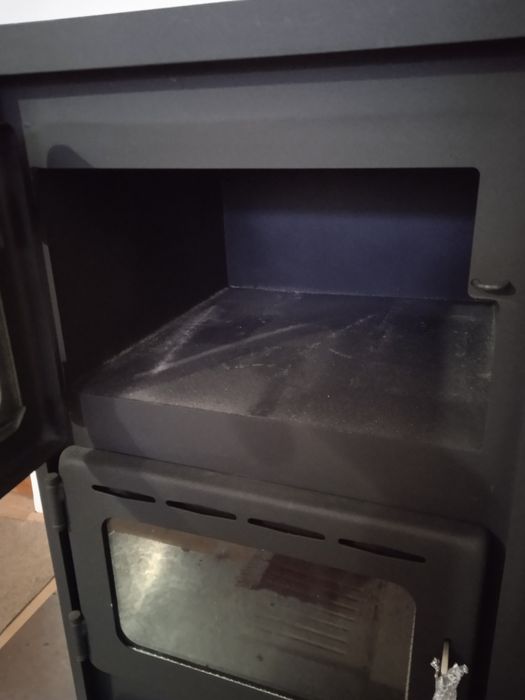 Șemineu Prity FM 12 kw 2 kg/h lemne brichete și cărbune