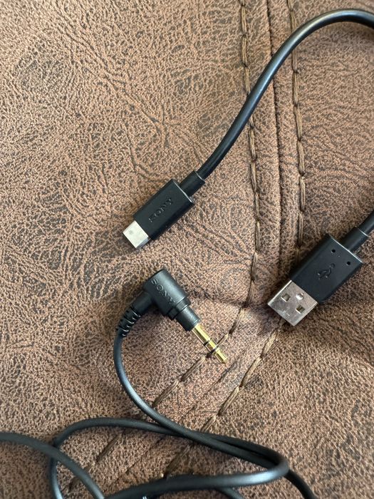 Sony WH-1000XM3 - Слушалки с Active Noise Cancelling