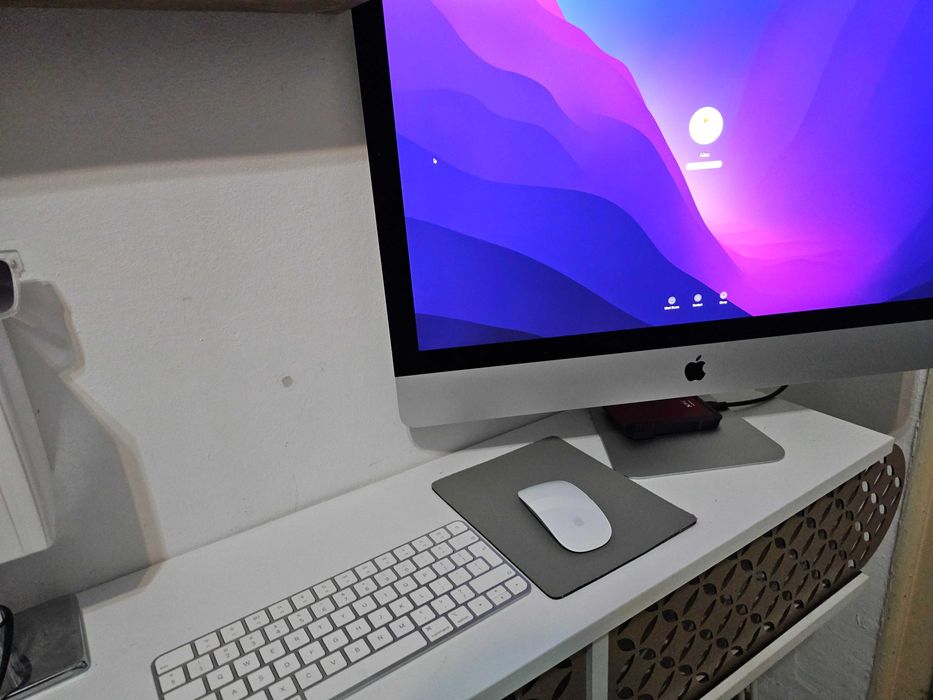 iMac 27 inch 5K Late 2015 – i5 cu 16GB RAM si 1TB SSD