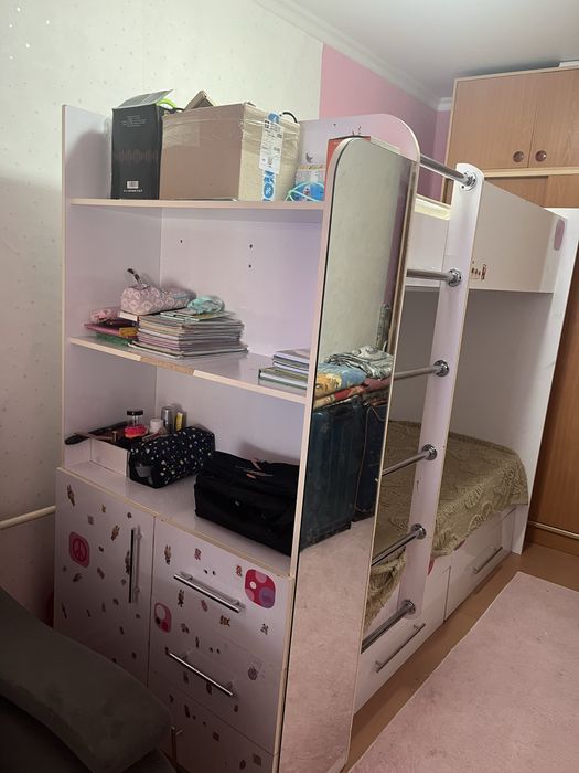 Продам двухъярусный кровать