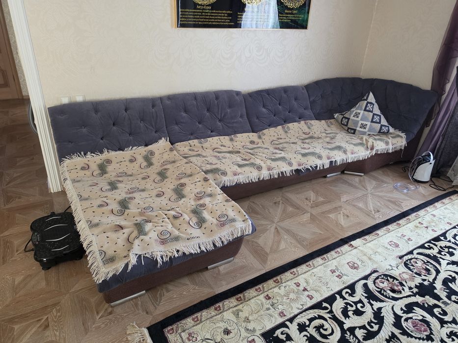 Диван для зала +кресло