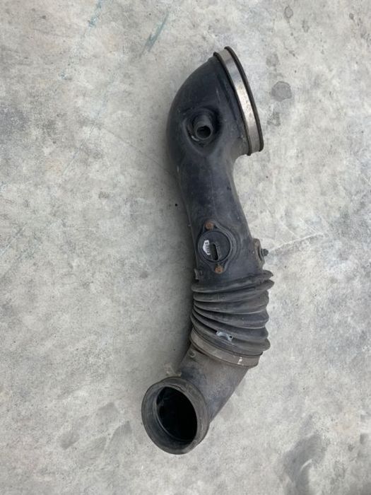 tubulatura filtru aer scania