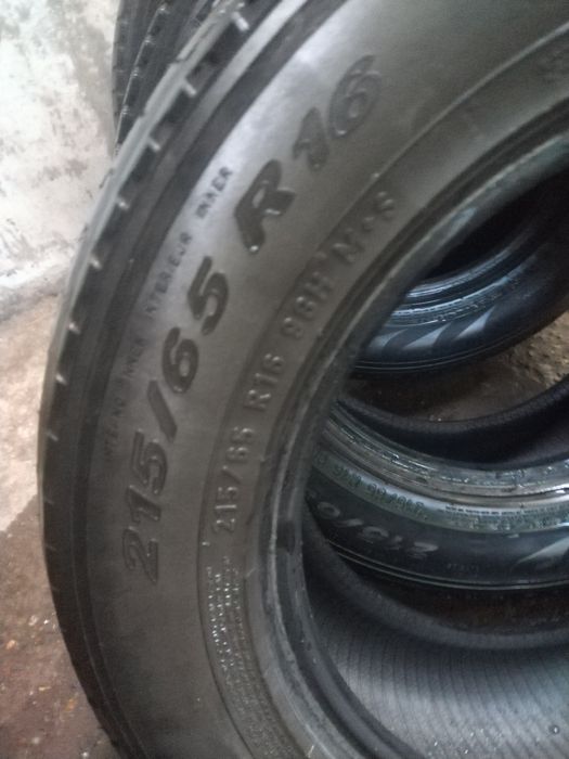 Шины летнии 215 /65 R16