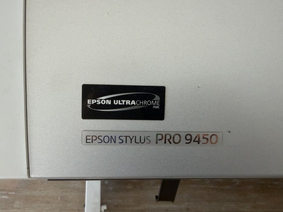 Plotter Epson multifunctional