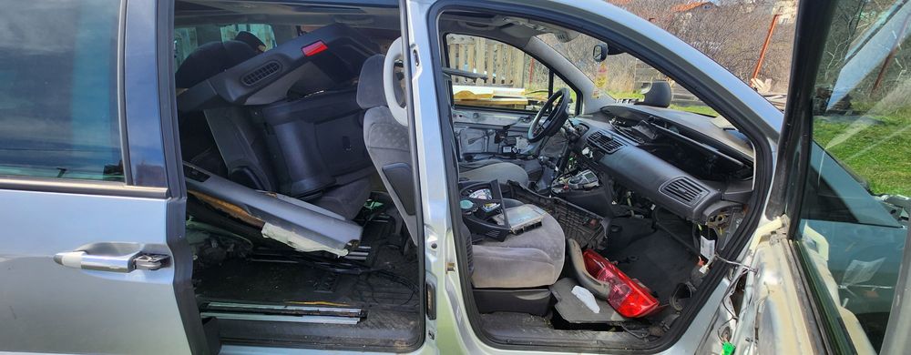 Пежо 807 2 бр. 2.2hdi