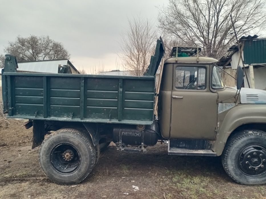 Продам зил 130..